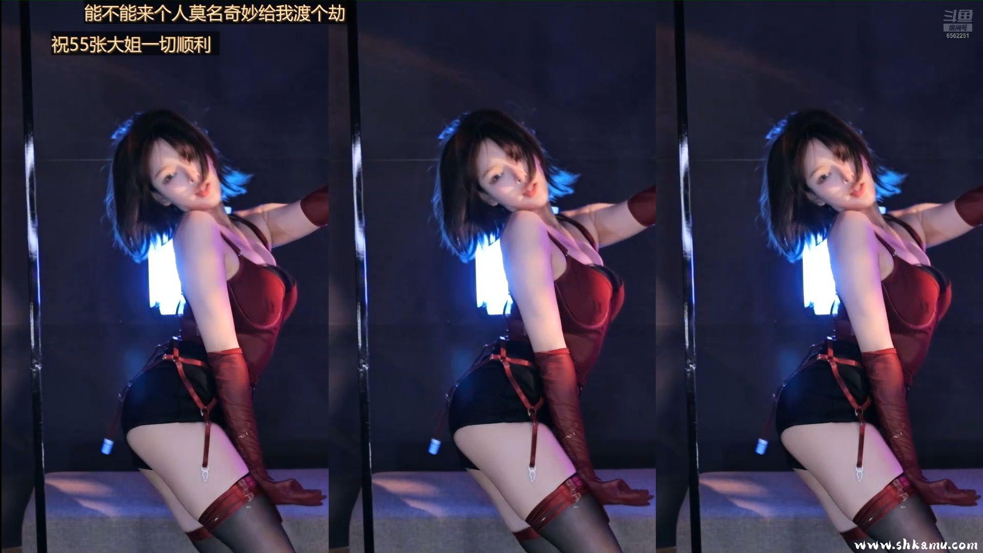 性感美女背后的故事：她們的成長(zhǎng)與奮斗